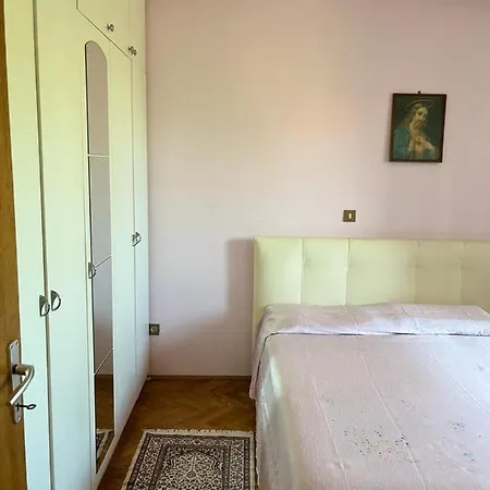 Feriehus Nonna Alida Pula